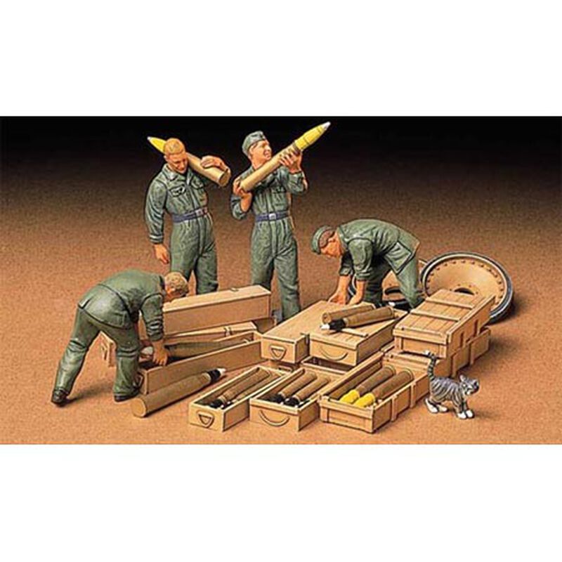 1/35 German Tank Ammo Crew