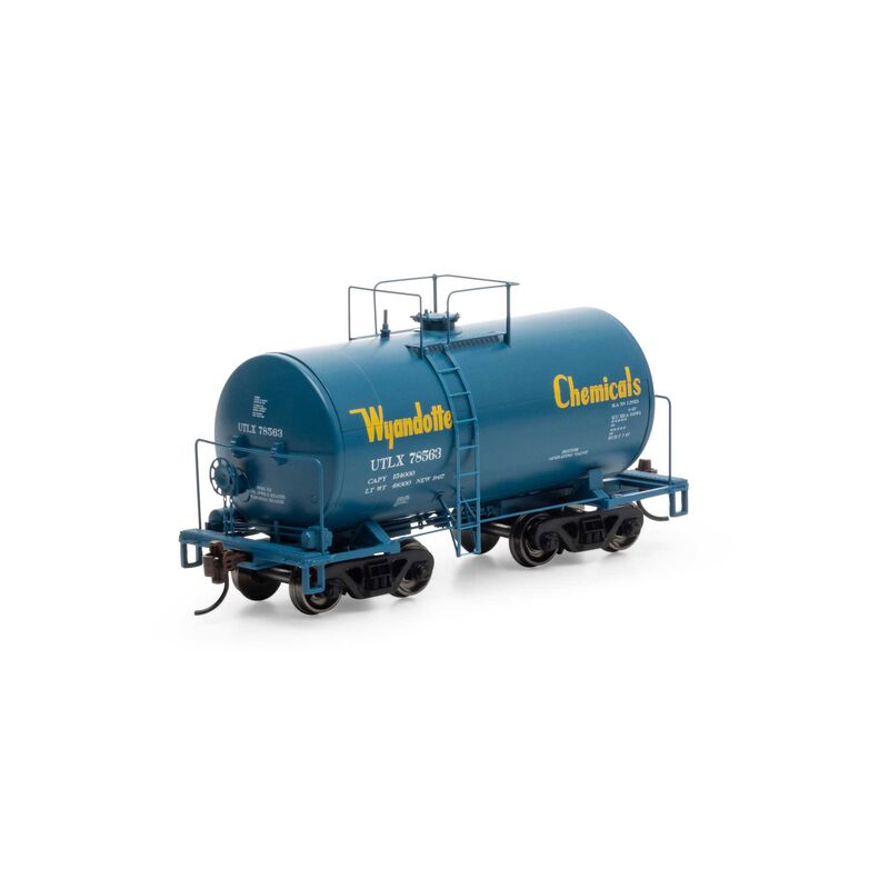HO 30' NACC 8,000-Gallon Tank, Wyandotte Chemical / UTLX#78563