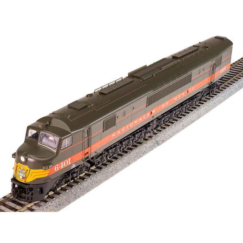 HO Centipede with DCC & Paragon 4 Sound, NdeM/Dark Green #6405